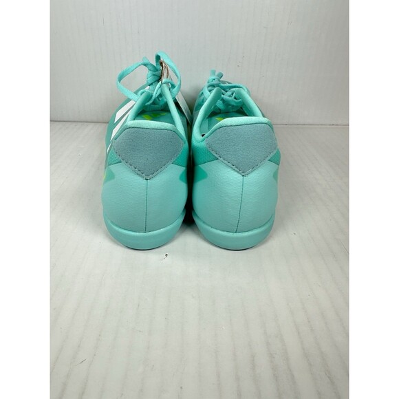 Athletic_Shoes